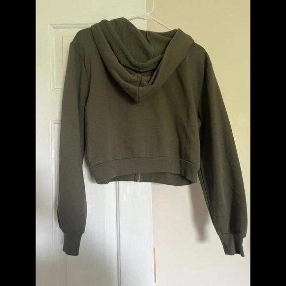 Cropped Hoodie - Picture 2 of 3